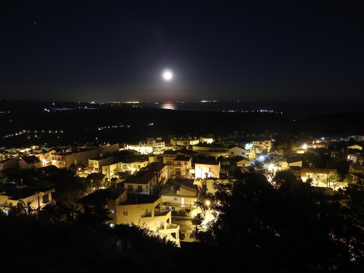 Hill View Hotel Apartments Pissouri Bagian luar foto