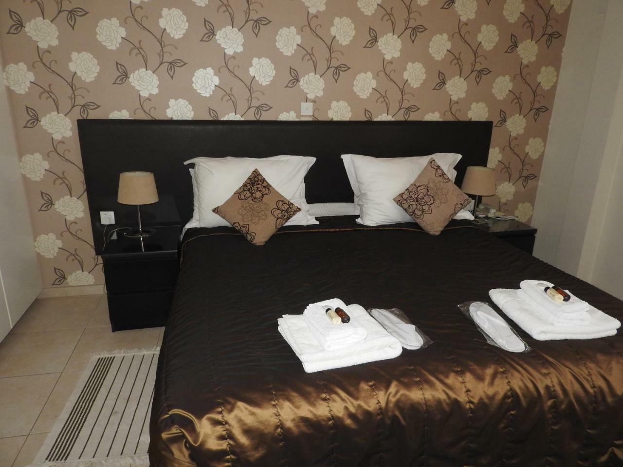 Hill View Hotel Apartments Pissouri Bagian luar foto