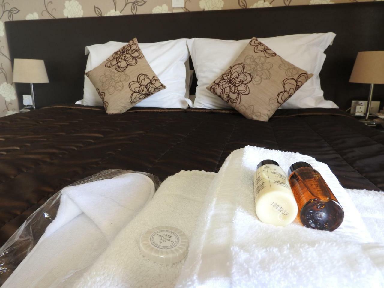 Hill View Hotel Apartments Pissouri Bagian luar foto
