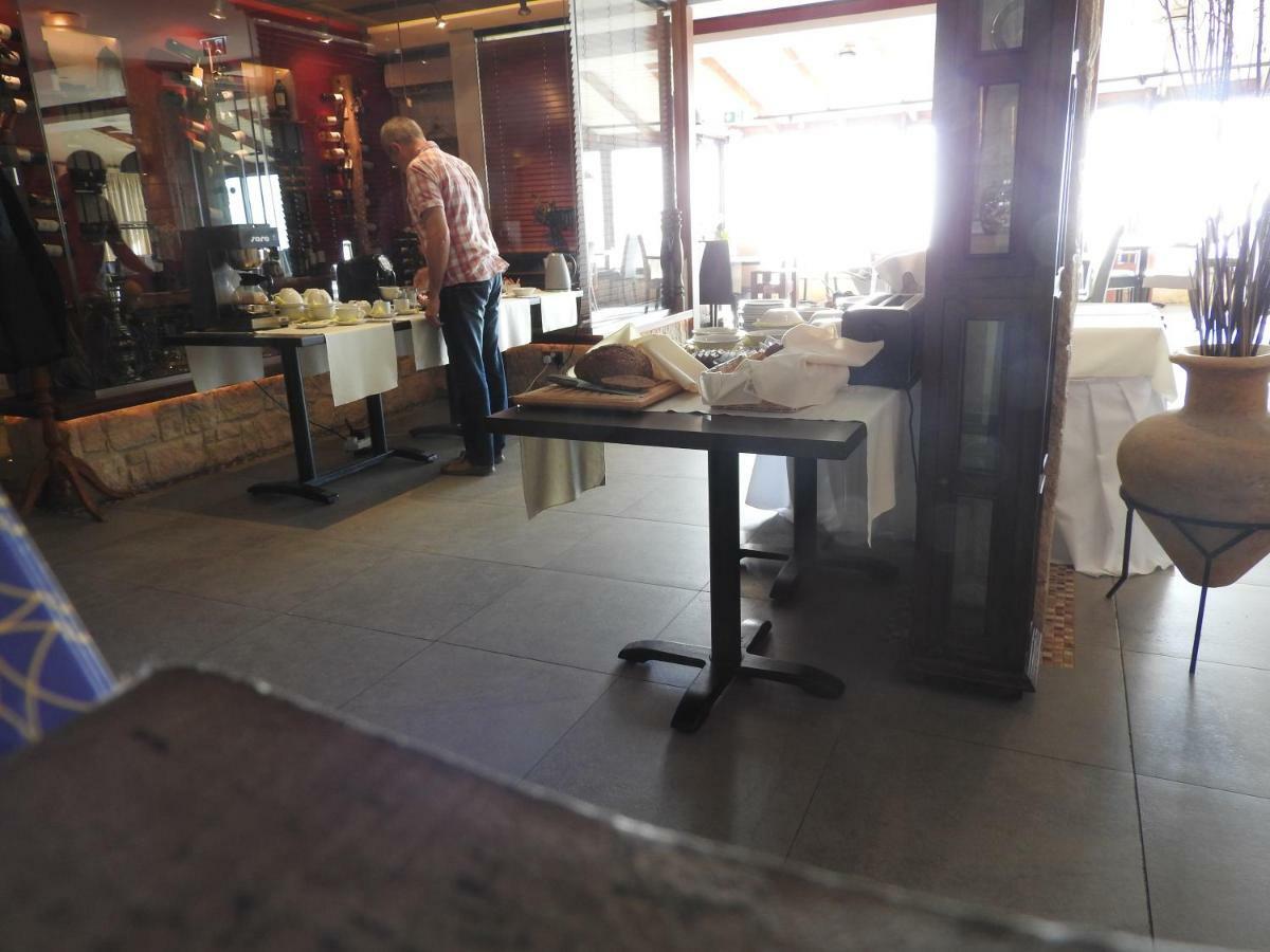 Hill View Hotel Apartments Pissouri Bagian luar foto